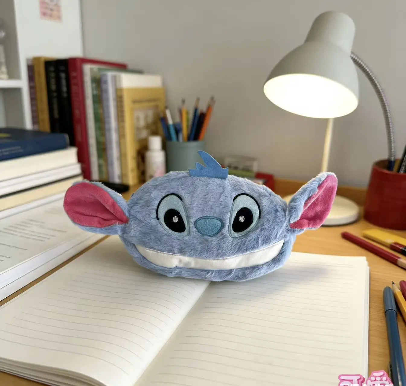 Disney Stitch Large-Capacity Cartoon Pencil Case, Reusable Cartoon Office Storage Pouch, Desktop Organizer & Storage Box.