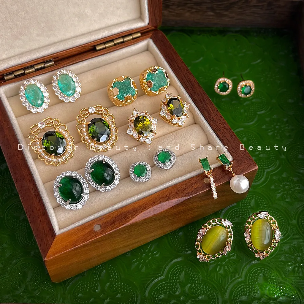 DIY accessories Retro light luxury style emerald zircon earrings fashion court style heavy industry temperament earrings high-en