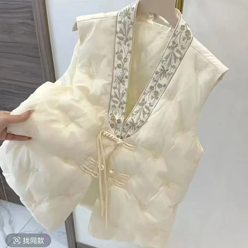 

New Chinese style V-neck embroidered solid color loose warm top with vest for women's autumn and winter new style with cotton an