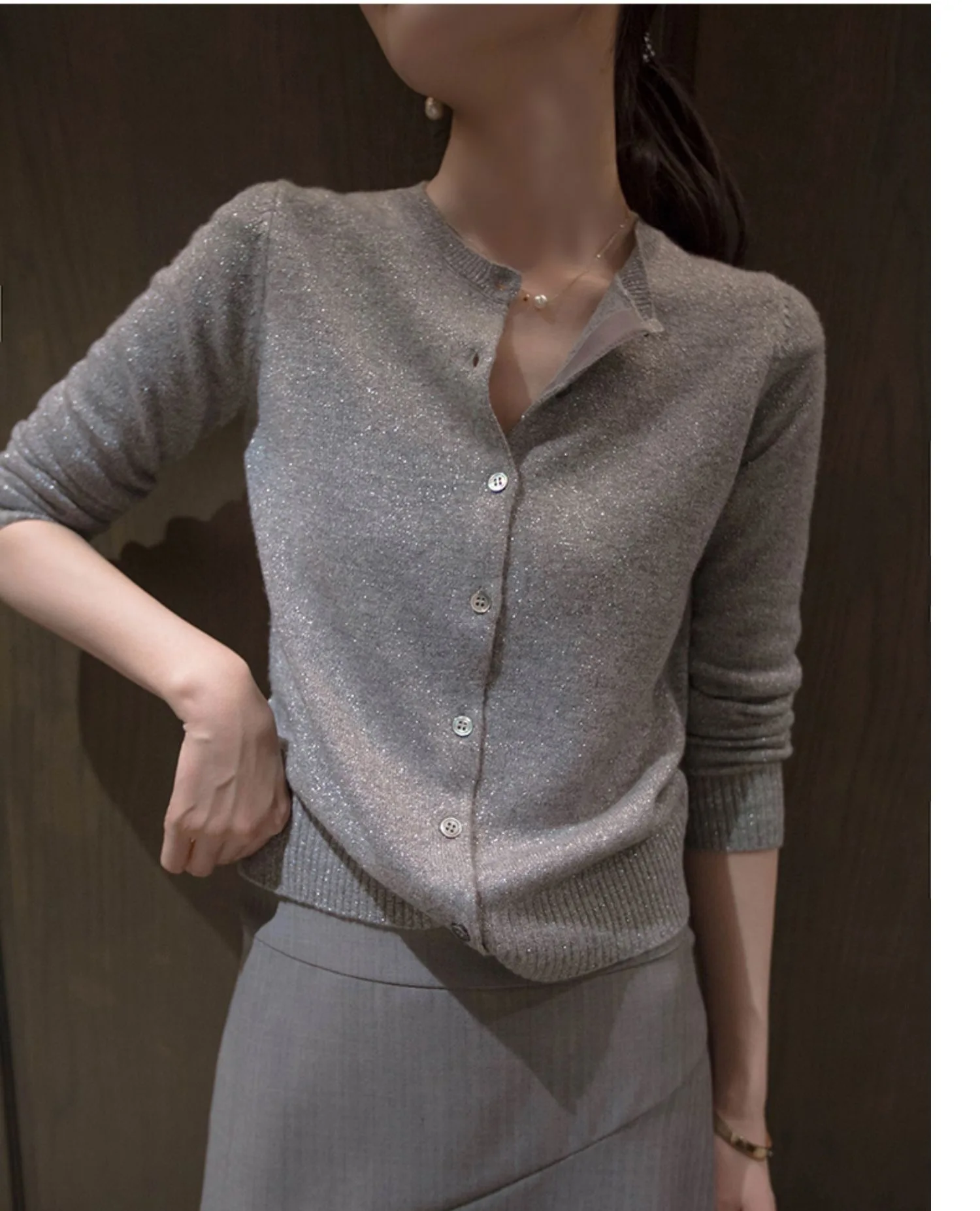 2024 New Women Cashmere Cardigan sweater Autumn and Winter Cashmere Knitted Loose O-Neck cashmere Cardigan  Female
