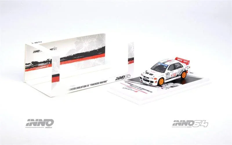 INNO 1:64 COROLLA AE86 Levin & LANCER EVOLUTION III TRACKERS RACING Diecast Model Car