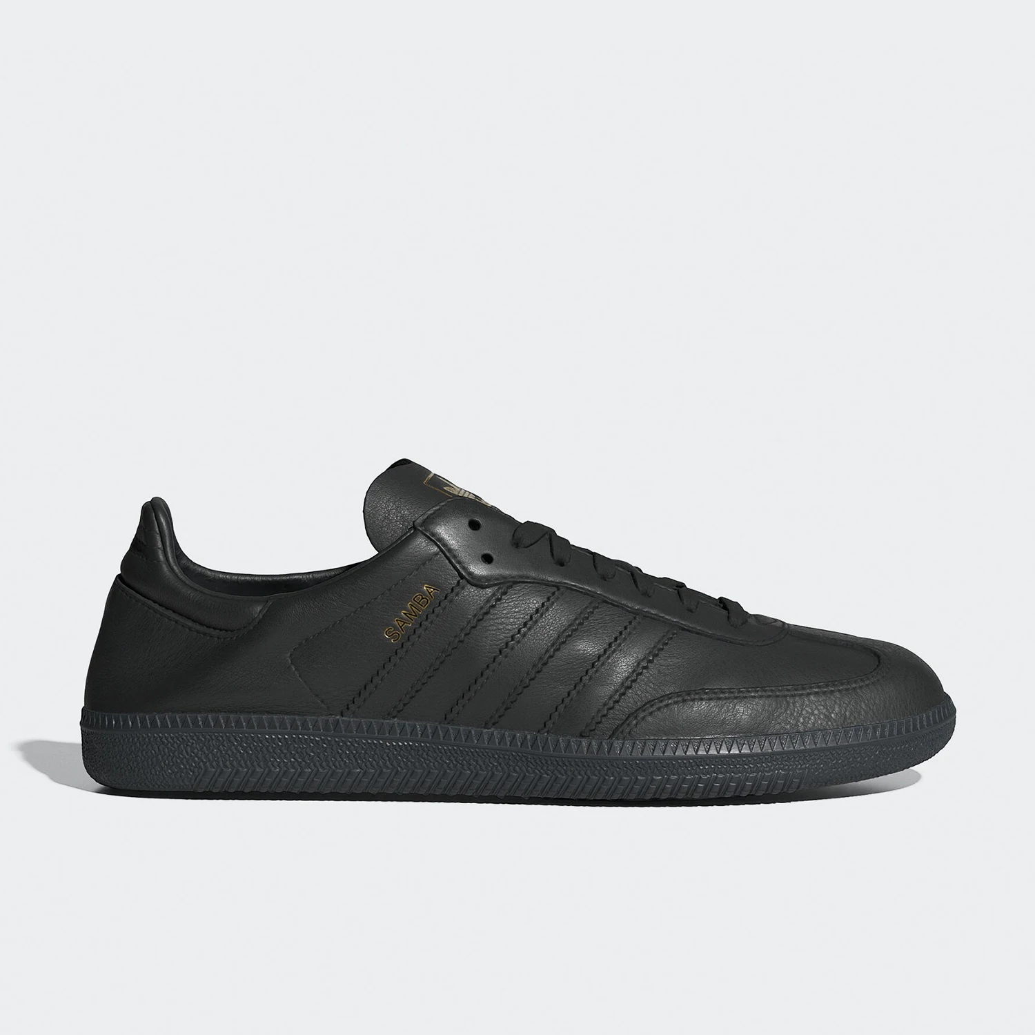 

Adidas Originals Unisex Slip-Resistant Classic Shoes IG6172