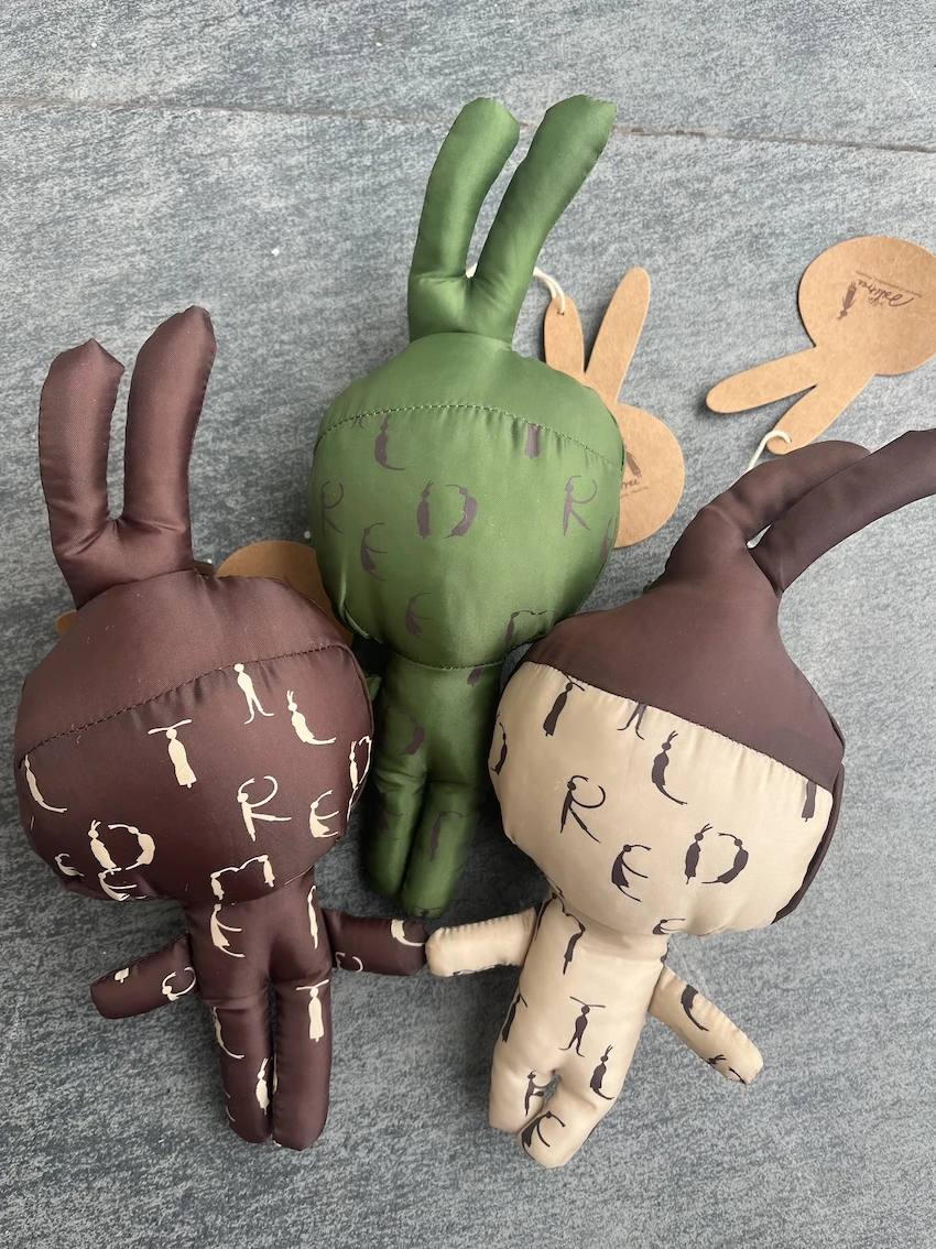 bolsa-portatil-de-ma-zhong-lin-em-tres-variacoes-coloridas-dobravel-versatil-bolsa-fena-e-e-conveniente