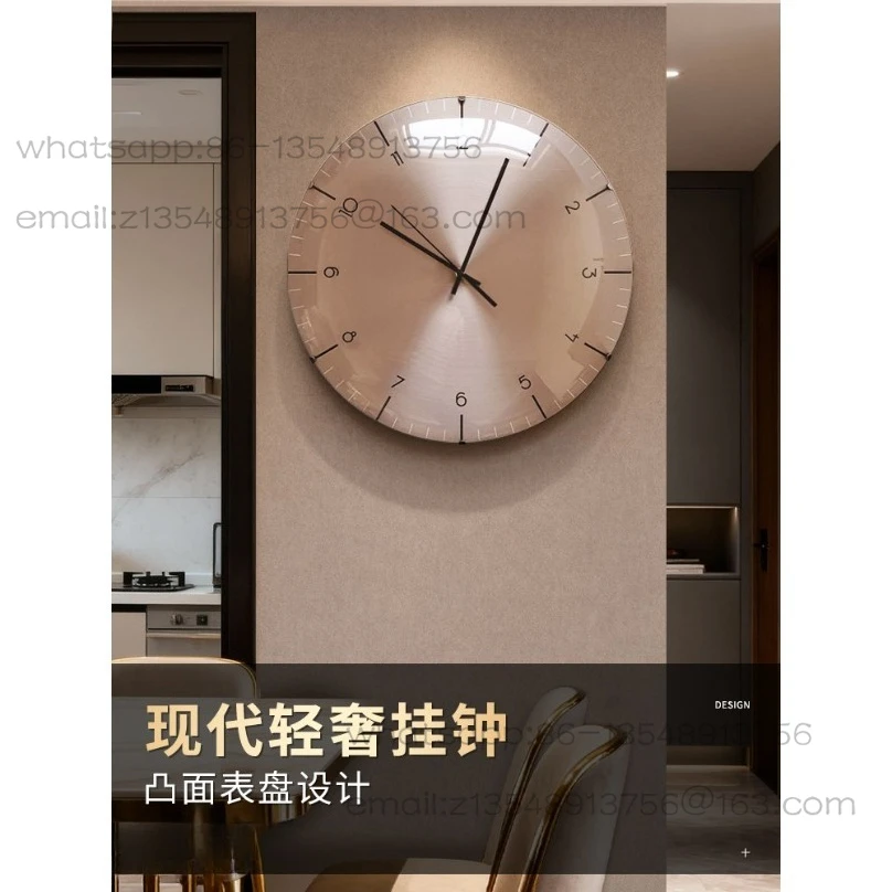 Wall clock is simple and high-end atmosphere hanging on the wall, light luxury clock art living room modern high-end