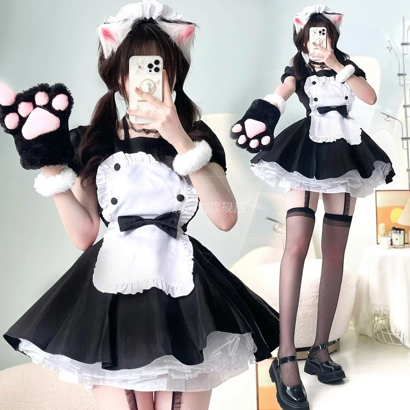 

Classic Maid Costume Alice Red Japanese Soft Girl Cafe Maid Anime Cosplay Clothing Dress Beer Festival Oktoberfest 2025