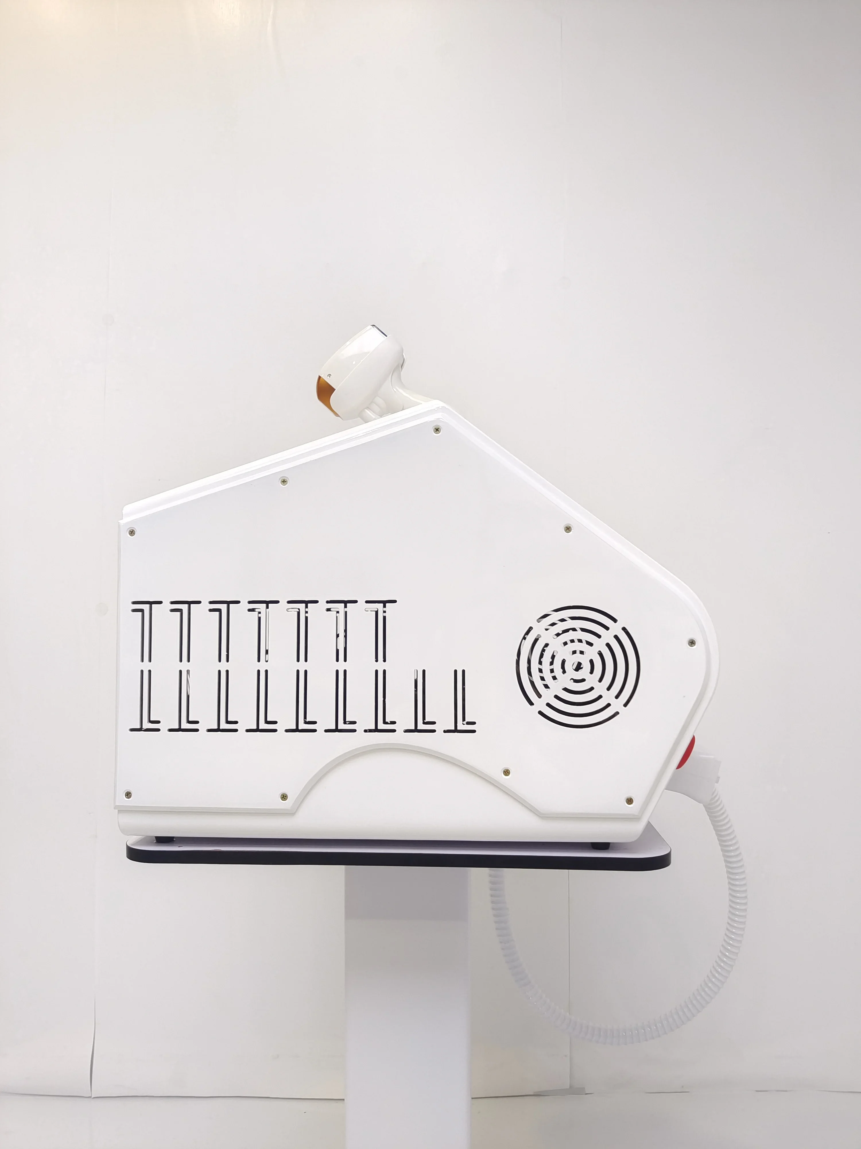 4000w808nm 755 معدات الإسكندرية IPL2025 المحمولة الدائمة المهنية ديود الجليد التيتانيوم آلة إزالة شعر الجسم بالليزر