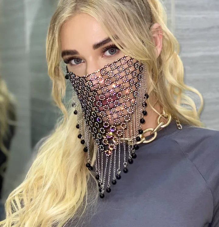 

Сетчатая полая маска цветок фотоподвеска бриллиантовые бусины Фотообои
