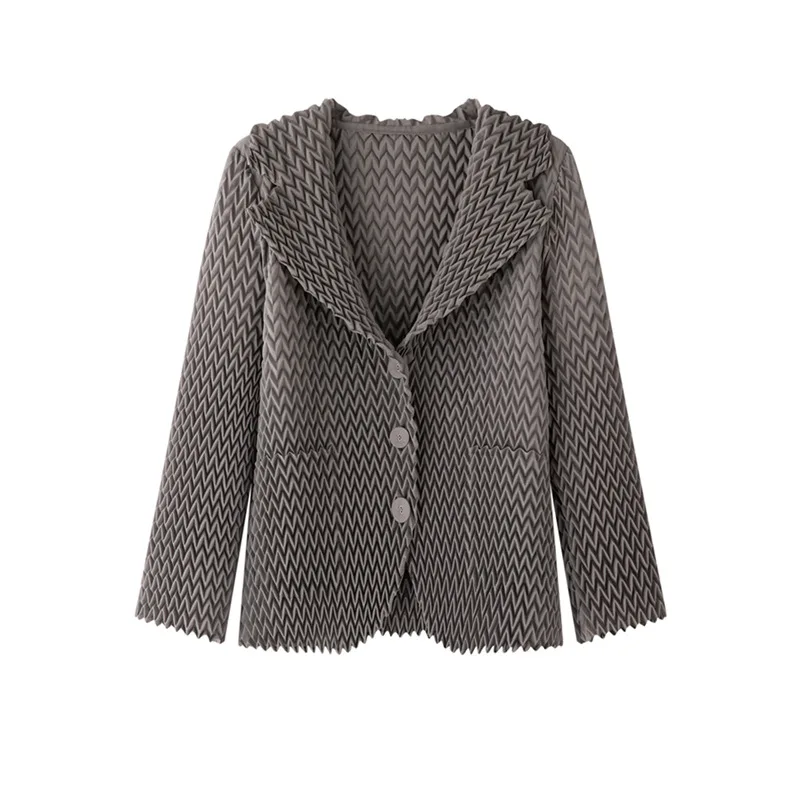 Miyake Pleated Simple Solid Color Wave Small Suit Casual Versatile Long Sleeved Short Jacket Women's 2025 Autumn New Style