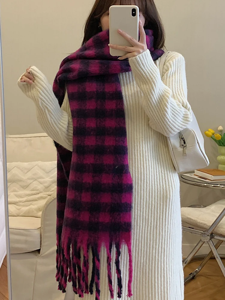 

2022 Fashion Winter Woman Imitation Wool Contrasting Plaid Thick Warm Scarf Checkerboard Soft and Comfortable Long Tassels Scarf