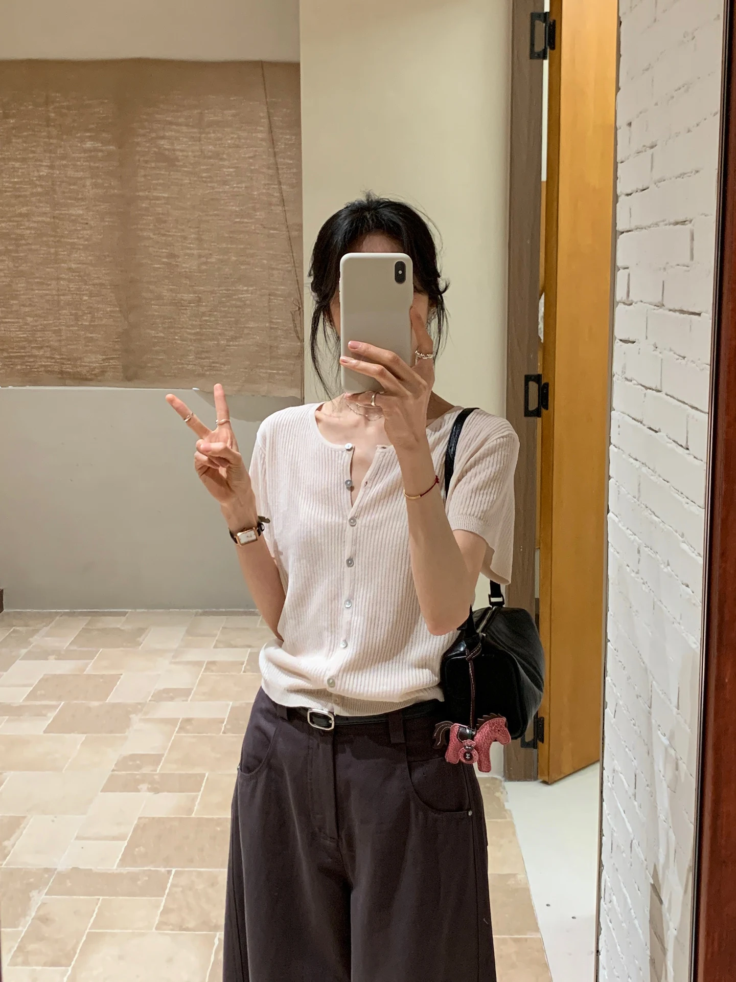 

BRIVIN Gentle Style Thin Knitted Sweater Strap Two-Piece Set Women's Spring Summer Short Sleeve Top Comfortable Soft Fabric