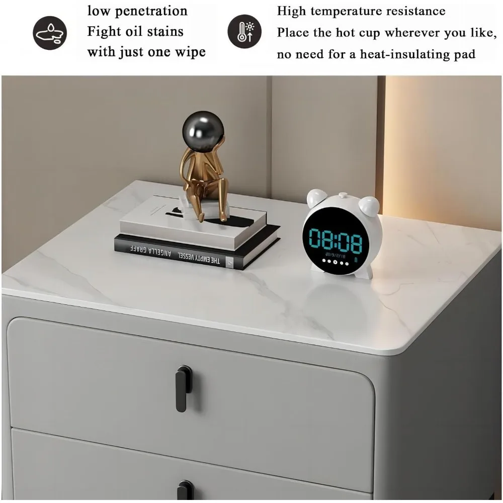 Elegante comodino a doppio cassetto con copertura in microfibra PU e supporti in acciaio inossidabile