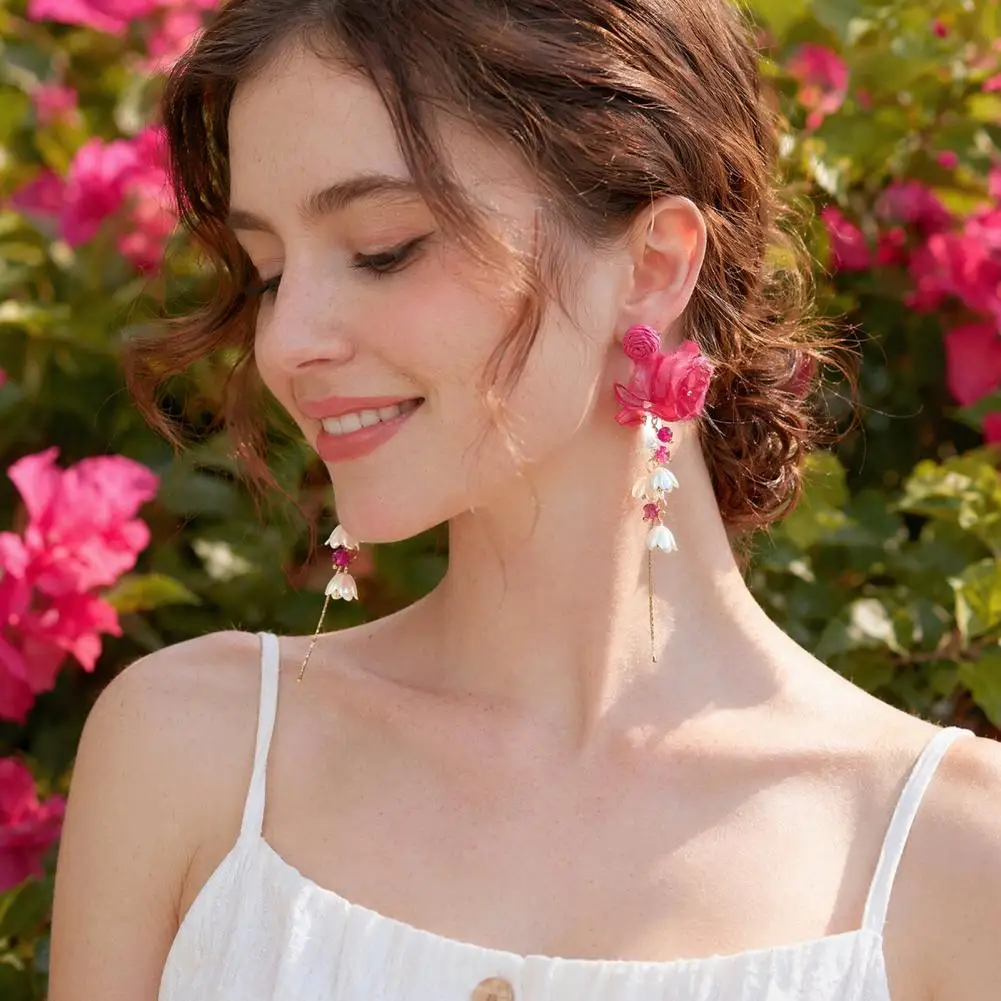 Handmade Boho Raffia Ball Flower Earrings Women Bohemian Chiffon Flower Dangle Drop Earrings Summer Beach Vacation Jewelry