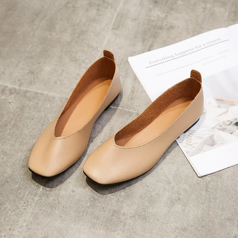 Women Leather Flat Shoes Autumn New Fashion Square Soft Leather Sports Nude Girls Shallow Mouth Granny Walking Sneakers