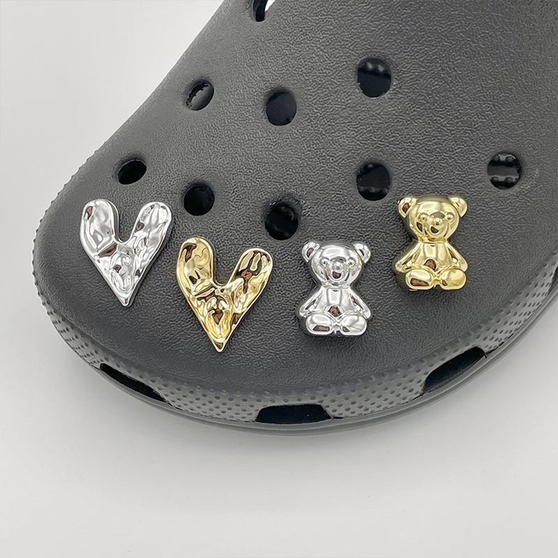 4Pcs Cute Cartoon Bear Shoe Charms For Kid's Sandals Clogs DIY Parts Cool Y2k Golden Silver Heart Shoe Pins Decoration Accessory