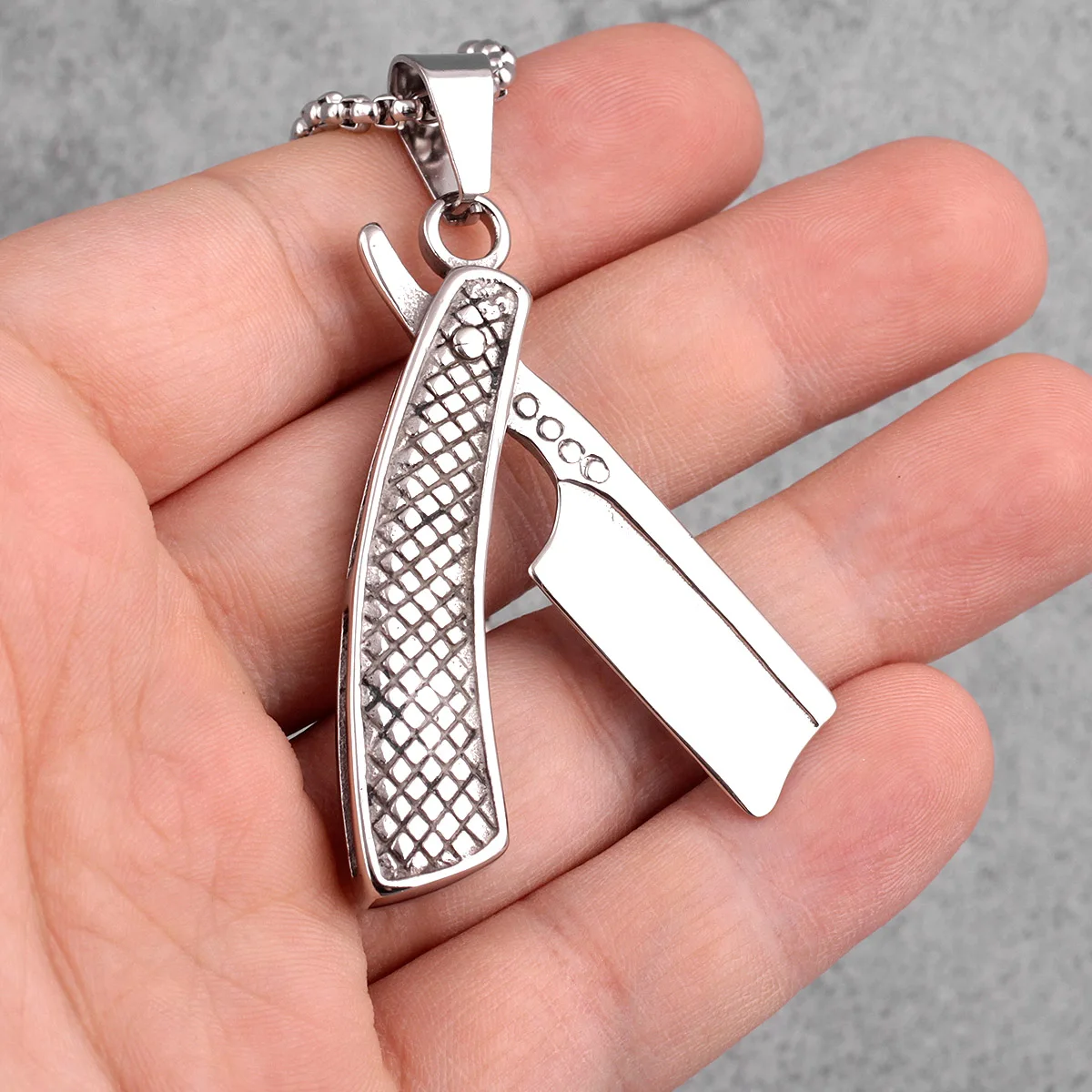 Haircut Razor Barber Long Men Necklaces Pendants Chain Punk for Boyfriend Male Stainless Steel Jewelry Creativity Gift Wholesale