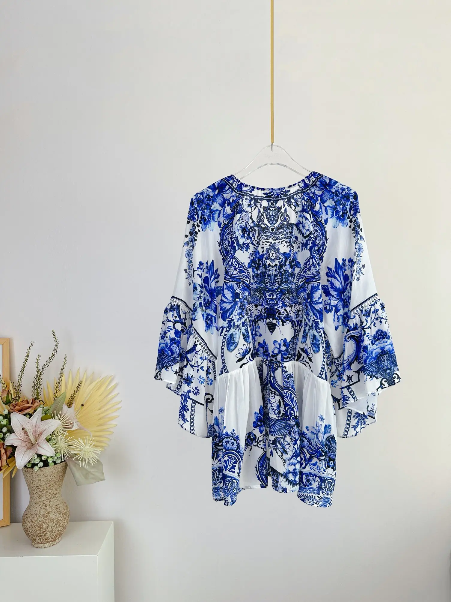 Women Shirt Blue Flower Printed V-Neck Full Sleeve Irregular Hem Silk Blouse