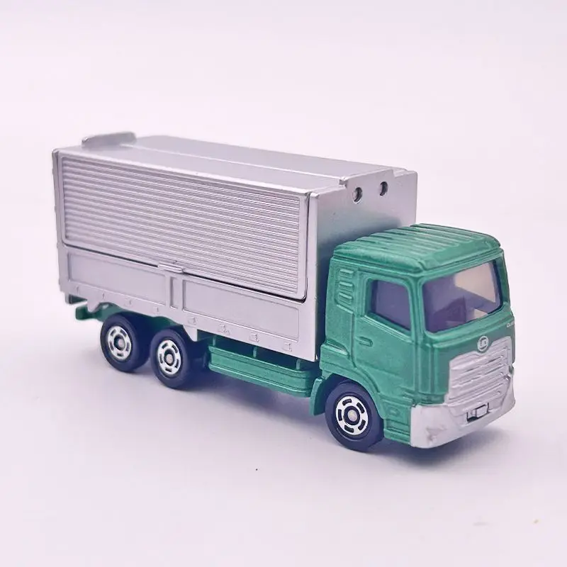 TOMY Tomica-vehículo de ingeniería de aleaciones, camiones UD, camión de transporte QUON, coche de Metal fundido a presión, juguete en miniatura realista para regalo de niños