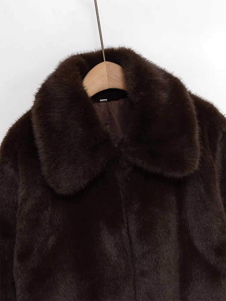 النمط الأوروبي أزياء المرأة الجديدة تنوعا مزاجه طية صدر السترة طويلة الأكمام تأثير الفراء الاصطناعي سترة أفخم معطف قصير