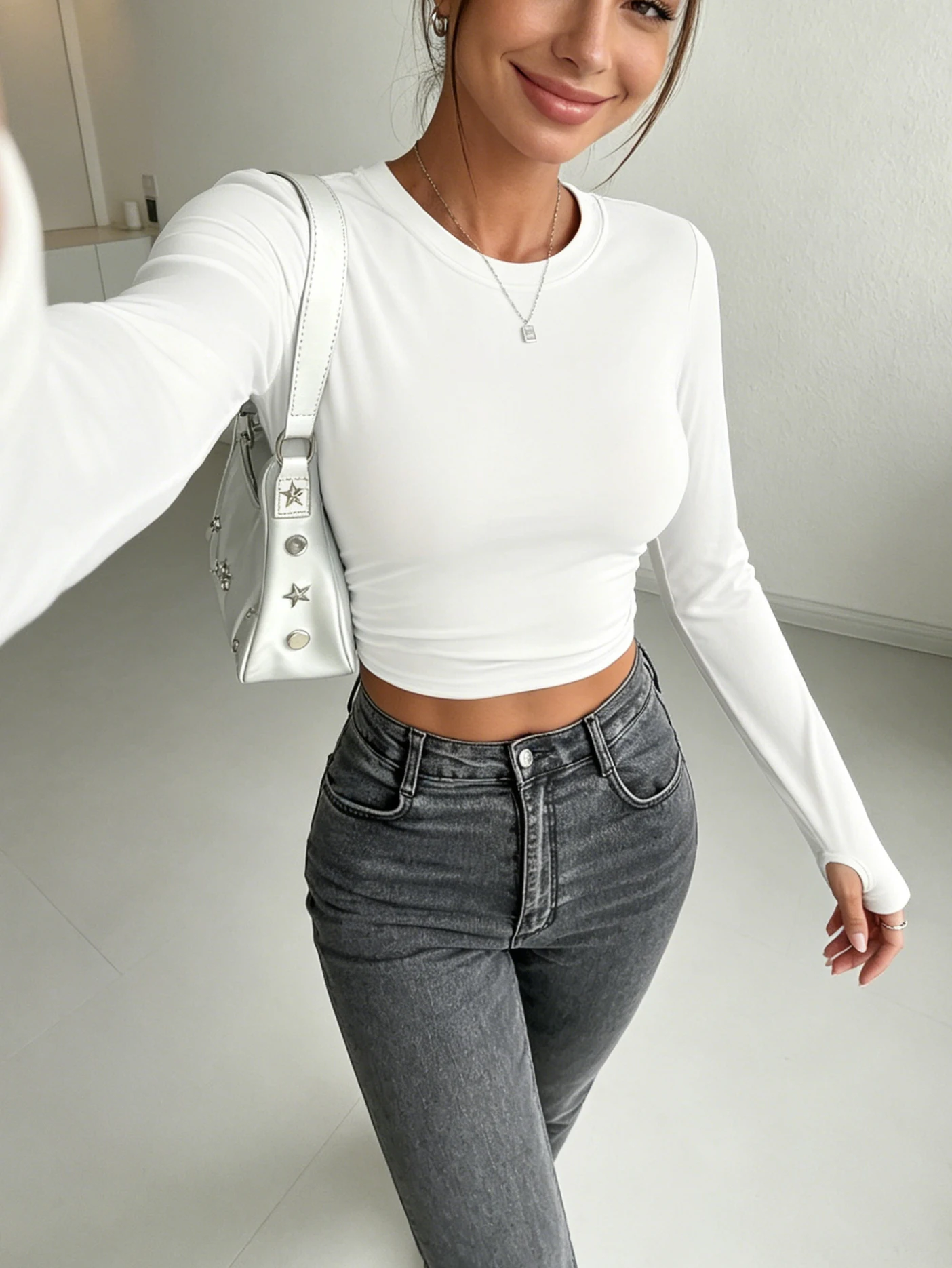 Langärmliges Damen-Oberteil mit Daumenlöchern, schmale Passform, Rundhalsausschnitt, einfarbig, Basic-T-Shirt, Y2K, lässiges Streetwear-Shirt – Detail 3