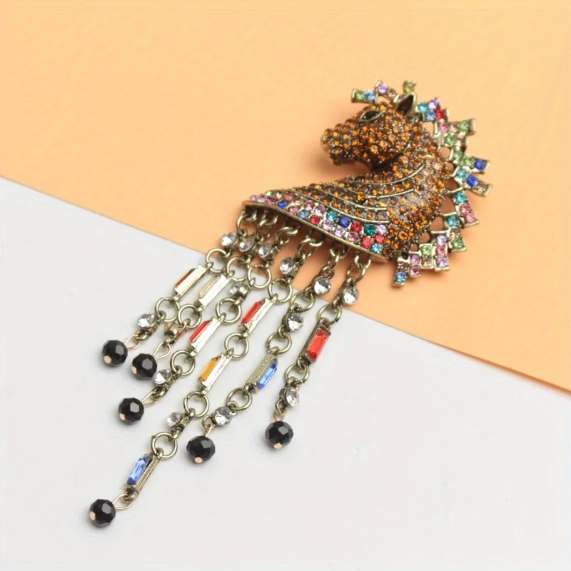 Personality Fashion Animal Corsage Medieval Vintage Heavy Industry Fringe Horse Brooch Courtly Style Coat Adornment