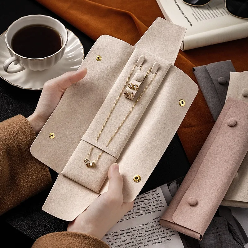 

Portable Jewelry Organizer Bags Microfiber Upscale Necklace Pendant Storage Bag Bracelet Pouch Travel Necklace Jewelry Box Pouch