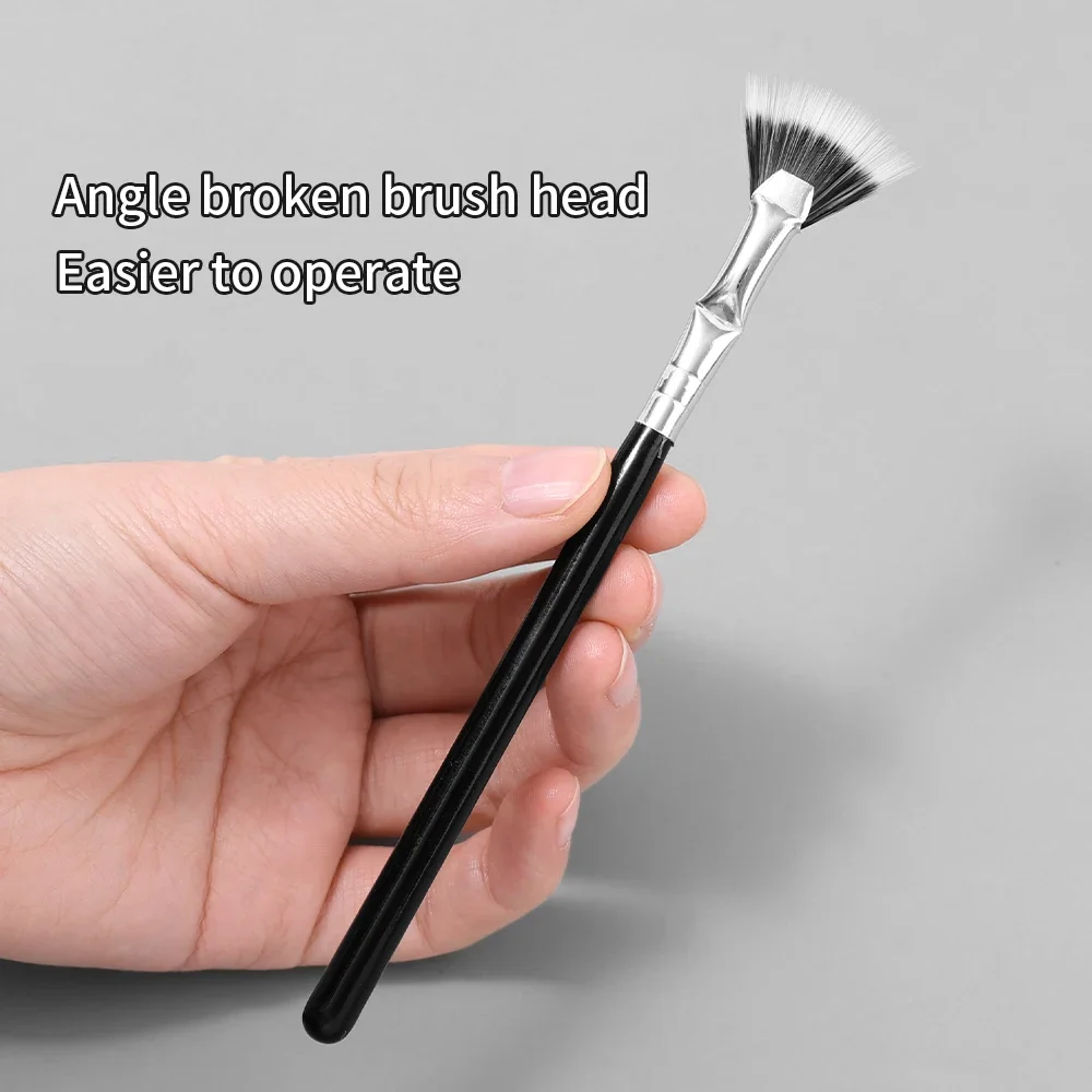 Angled Fan-shaped Eyelash Brush Multipurpose Makeup Brushes Professional Soft Highlighter Mascara Smudge Makeup Beauty Tool