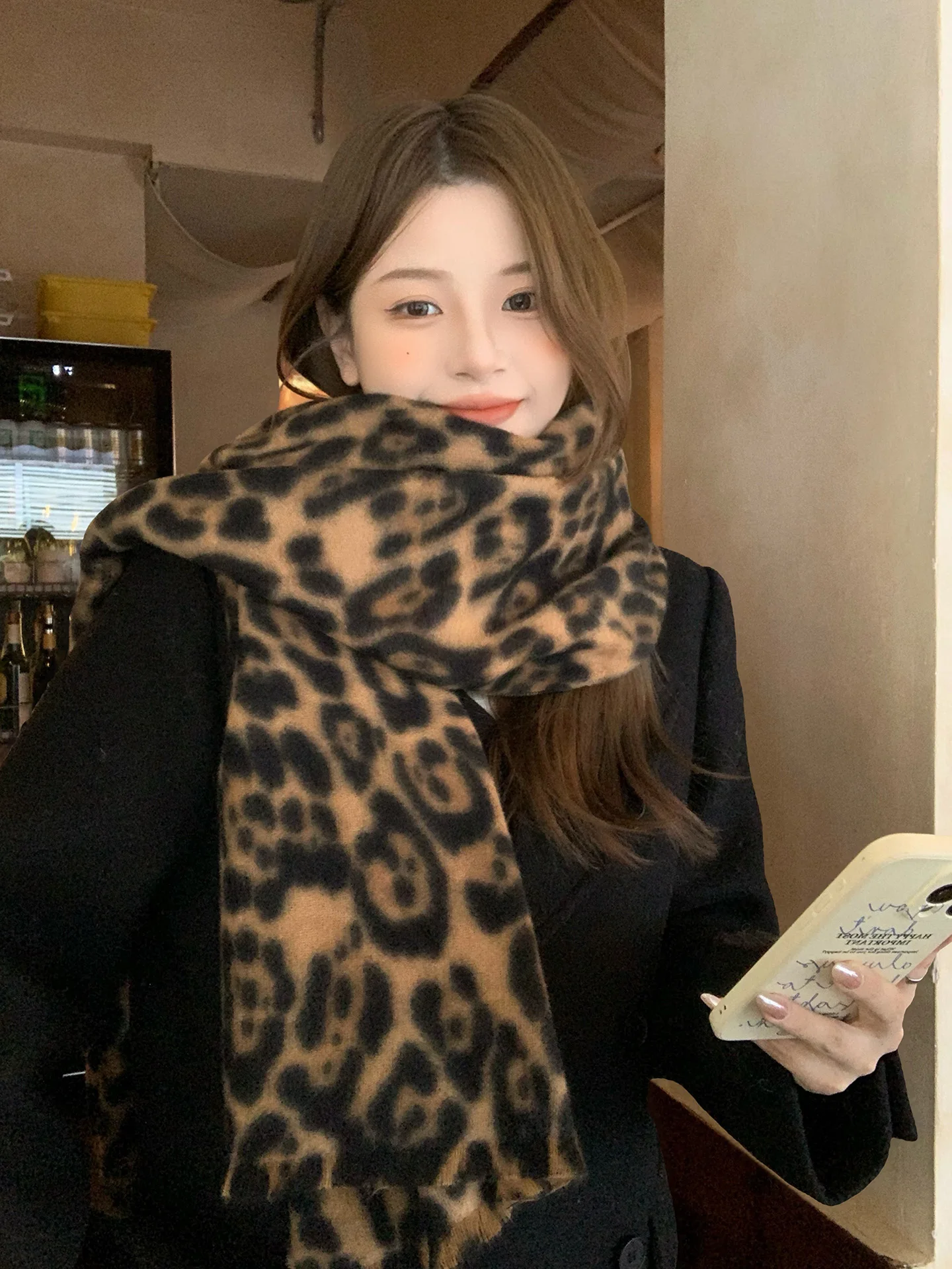 Retro American Leopard Print Scarf for Women Winter Thick Warm Neck Protection Coat Accessory Long Rectangular Shawl Wrap