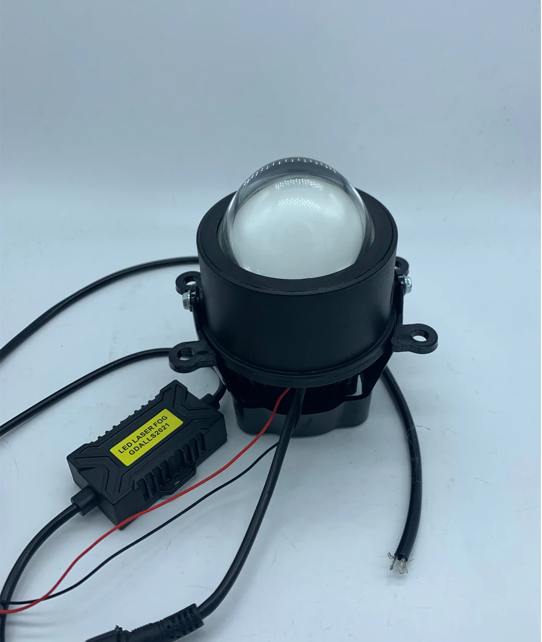 

LED Projector Bifocal Lens Laser Fog Light Tricolor Mode For Honda Mitsubishi Toyota Nissan Ford Suzuki Hyundai3000K 4300K 6000K