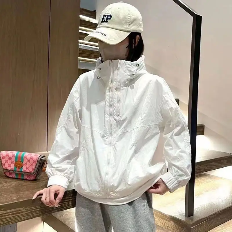 Sunscreen Clothes Coat Female Thin Small Man 2024 New Spring Summer Casual Short Style Charge Clothes Hooded Double Zipper Top