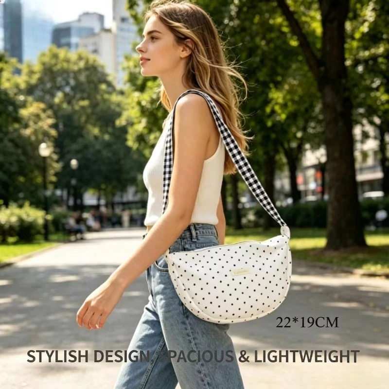 2026 New Korean Ins Polka Dot Crossbody Bag Large Capacity Oxford Cloth Casual Shoulder Tote Commuter Bag for Women