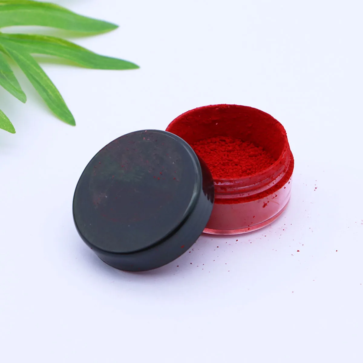 DIY Lipstick Powder High Pigment Shimmer Makeup Highlight Waterproof Long-Last Lip Powder for DIY Lipstick Palette