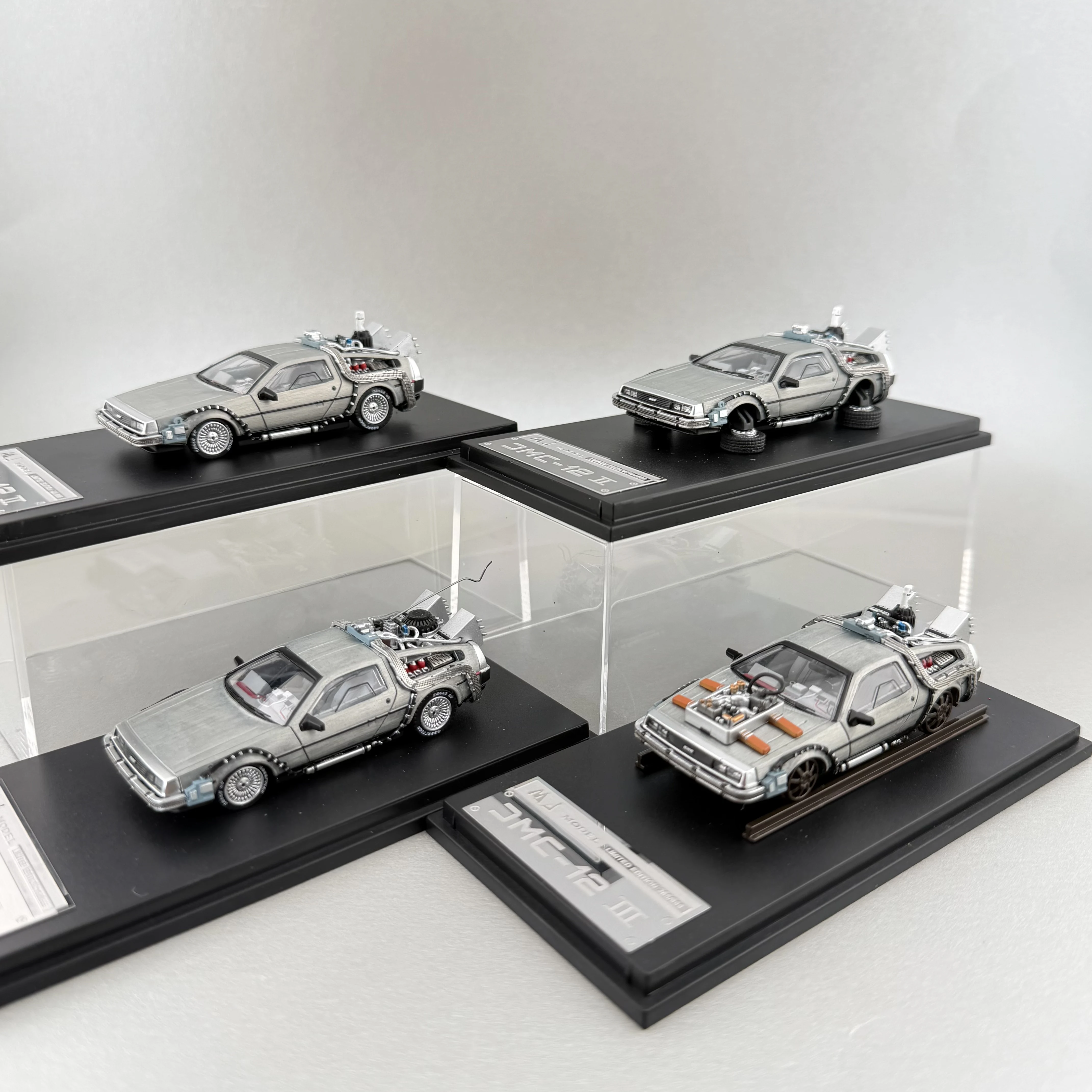Diecast MJ 1:64 Scale Time Machine Back to the Future DMC-12 Alloy Car Model