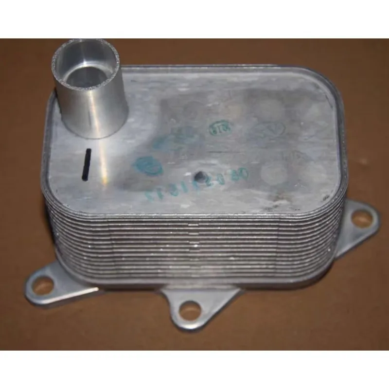 

Geely Okavango Auto Parts Масляный радиатор двигателя 1056004400/1016053927