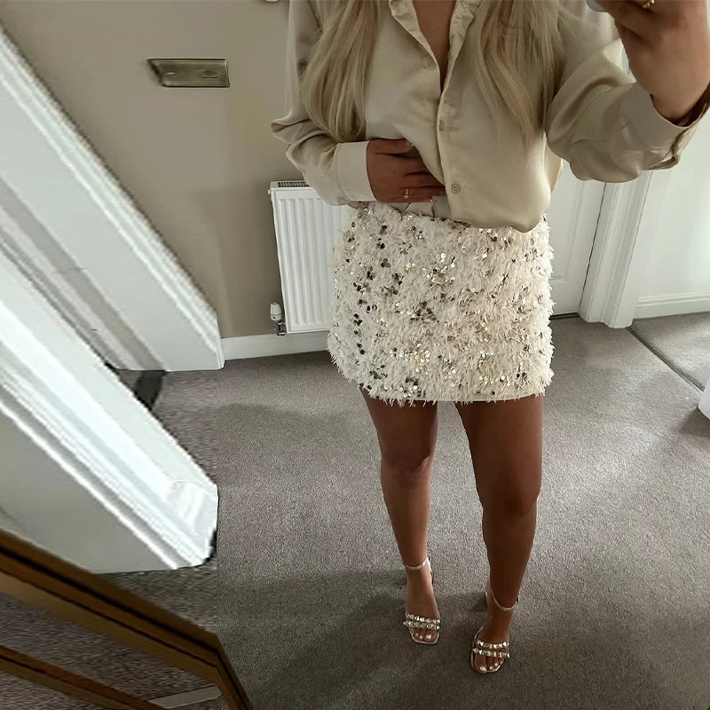 

Women Zipper Fashion Warm Evening Party 2025 Winter Female Skirts Street Glitter Furry Skirts Sequins Faux Fur Mini Skirt