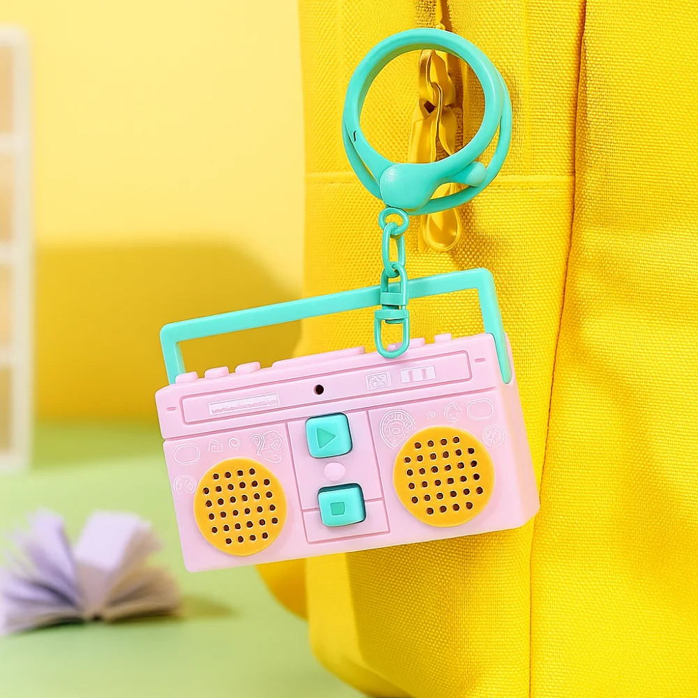 الرجعية راديو شكل المفاتيح الاكريليك الحنين مسجل شرائط قلادة حقيبة معلقة الموسيقى قلادة صغيرة المتكلم مفتاح حامل سيدة #2