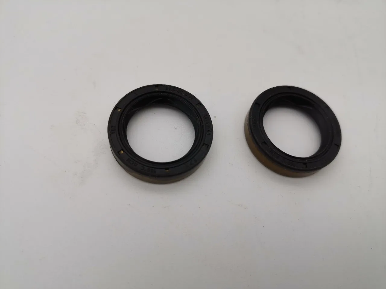 Input Shaft Oil Seal for Trumpchi Fiat C725 Transmission, Part No. 55248909