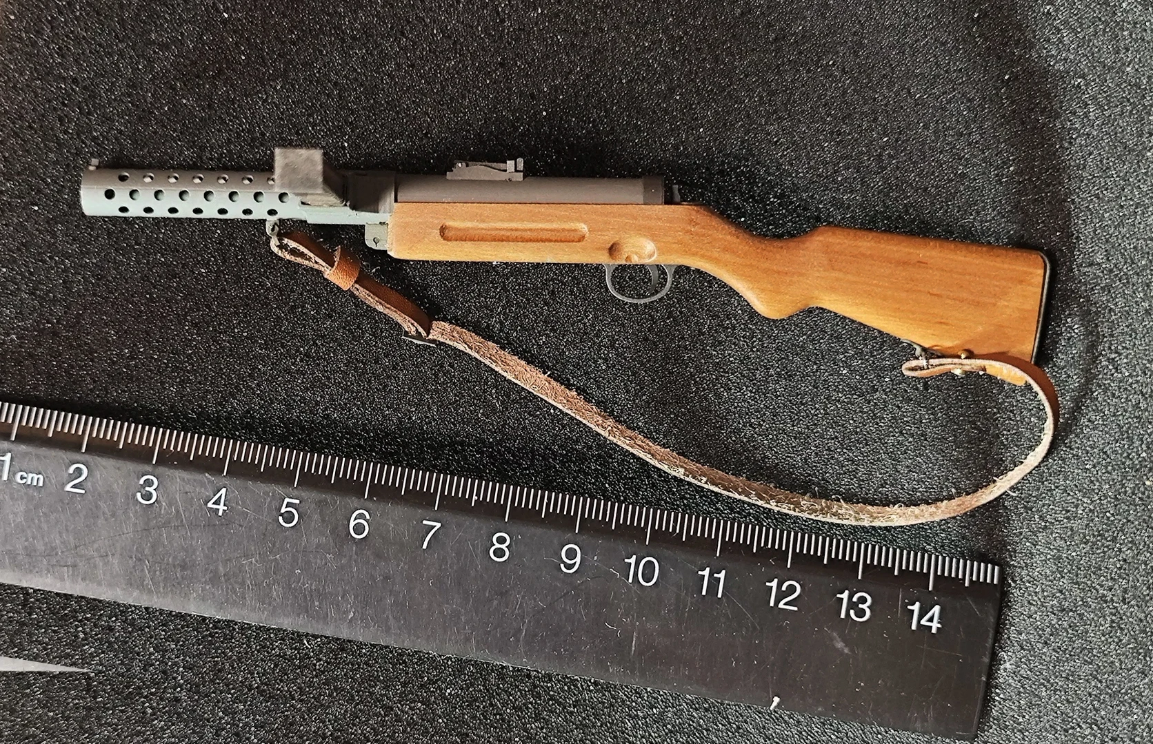 1/6 Handmade Mini Model MP28 Submachine Gun Red Army Special Forces Military Action Figure Solid Wood Metal Detachable Model Kit