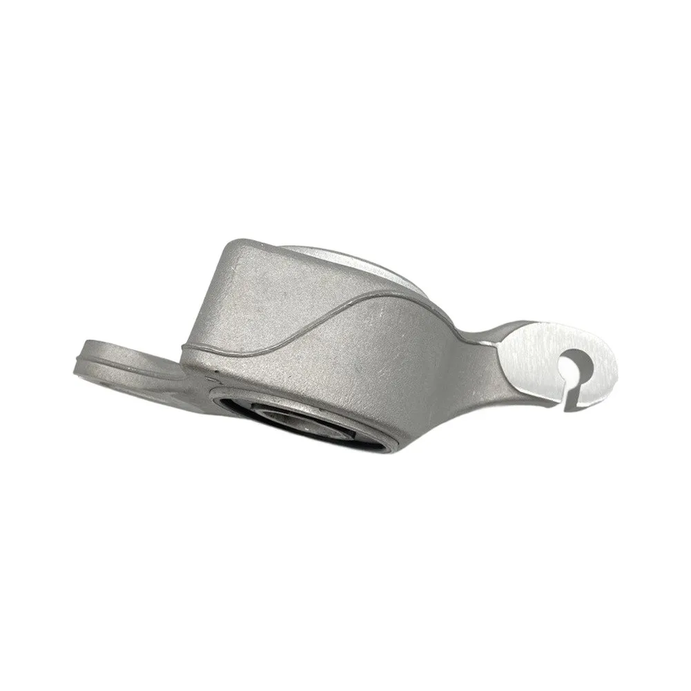 Front Right Control Arm Bushing 1643300843 For W164 GL320 GL350 GL450 GL550 ML320 ML350 ML450 ML500 ML550 Suspension Part