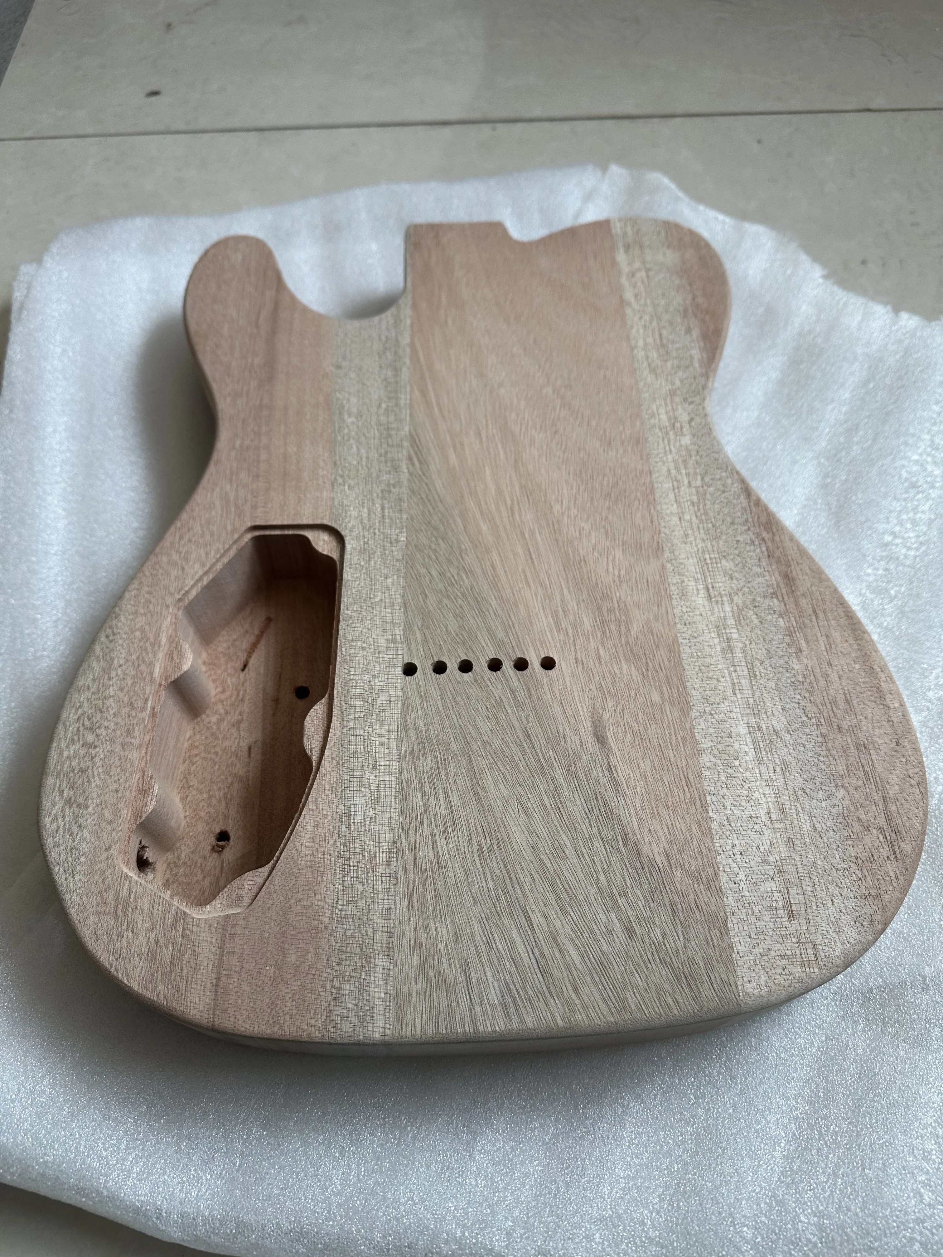 Mahogany Wood Waterwave Maple Veneer Electric Guitar Barrel DIY Electric Costomized Guitar Barrel Body For TL Style Guitar