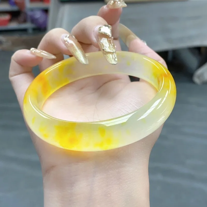 

Браслет с желтым цветком, изысканные, модные и элегантные женские украшения.