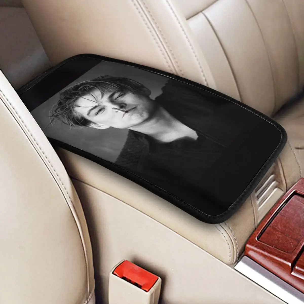 32x19cm Car Armrest Cover Mat Leather Leonardo Dicaprio Center Console Protective Cushion Pad Auto Accessories Interior