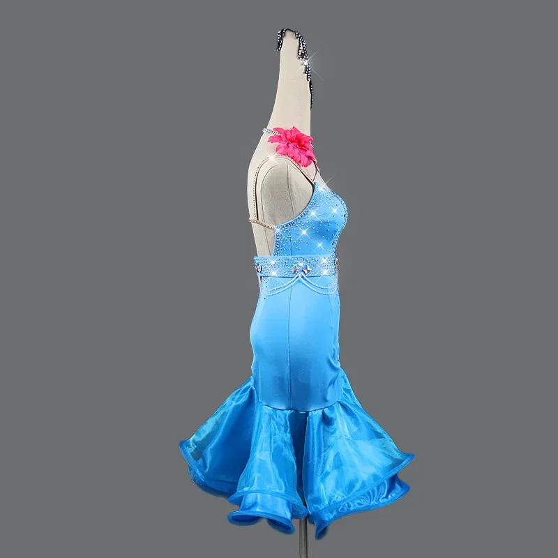 Vestido de baile latino con diamantes de imitación brillantes para mujer, vestidos con flecos Sexy, Ropa de baile de rendimiento de competición de Samba y Salsa, nuevo