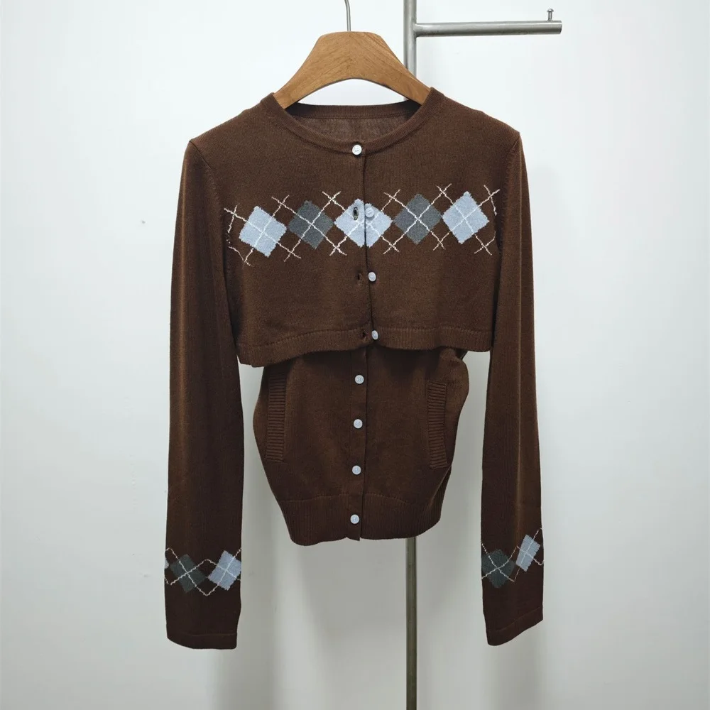 

2025 женские модные футболки, рубашки, эластичные корсеты, топы, жилеты, костюмы, новинка y2k, высокое качество, универсальный, комплект из 2 предметов: бюстгальтер