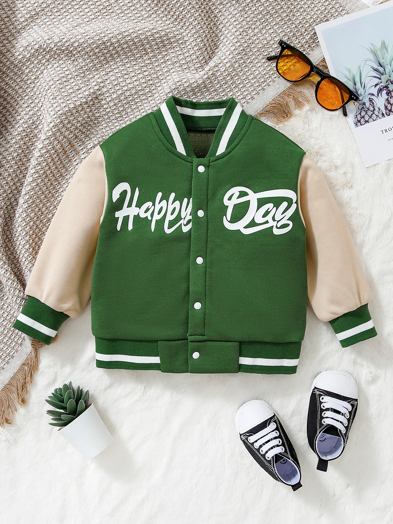 Autumn And Winter Boys  Coat Round Neck Long Sleeve Panel Letter Button Fashion Trend Baseball Jacket Warm Children