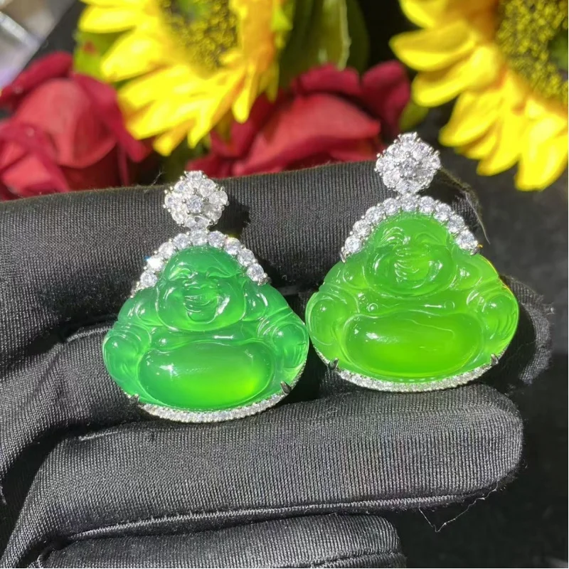 Novo colar com pingente de calcedônia natural de alta transparência, estilo chinês, para mulheres, verde brilhante, Buda Maitreya.