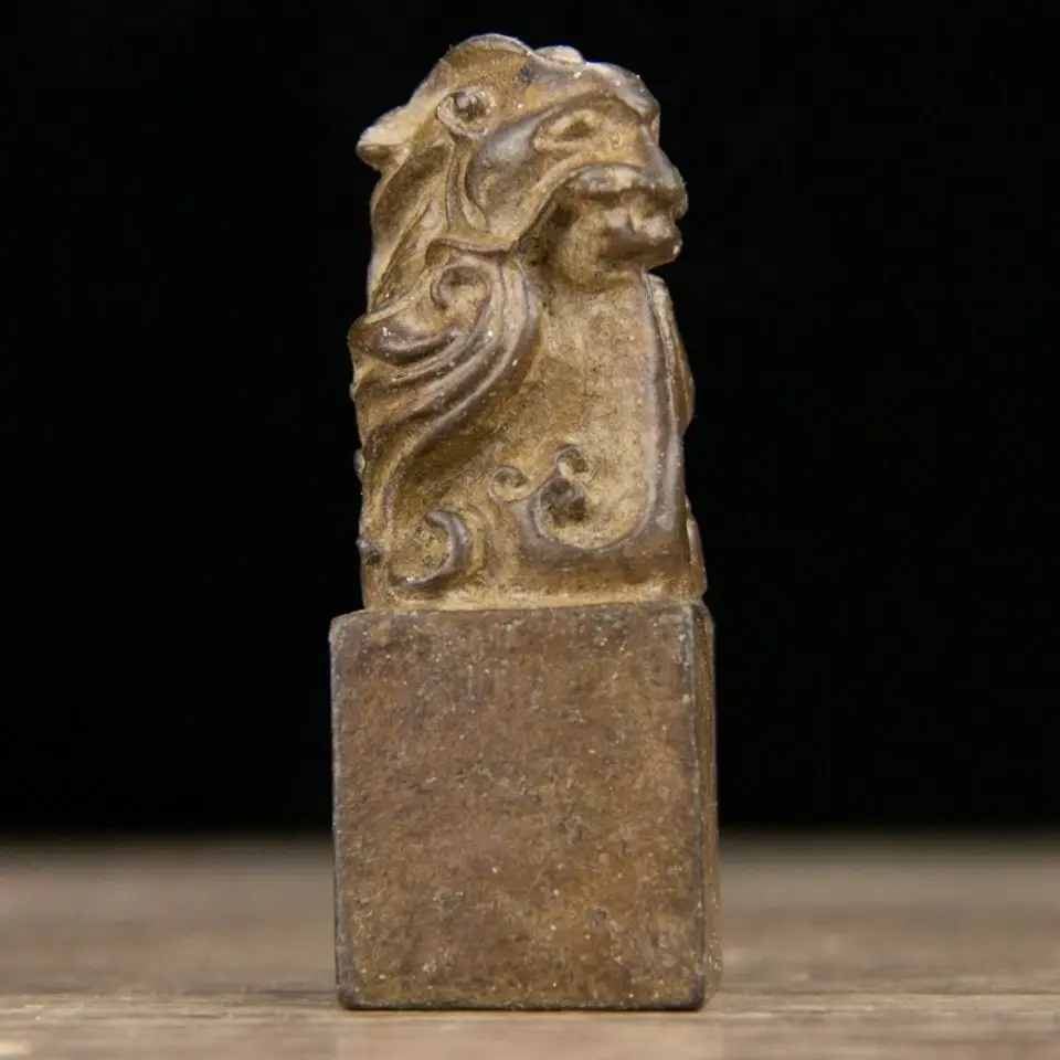 Dragon absorbing water square seal Statue Sculpture Figurines Home Garden Decoration Statues For House ﻿