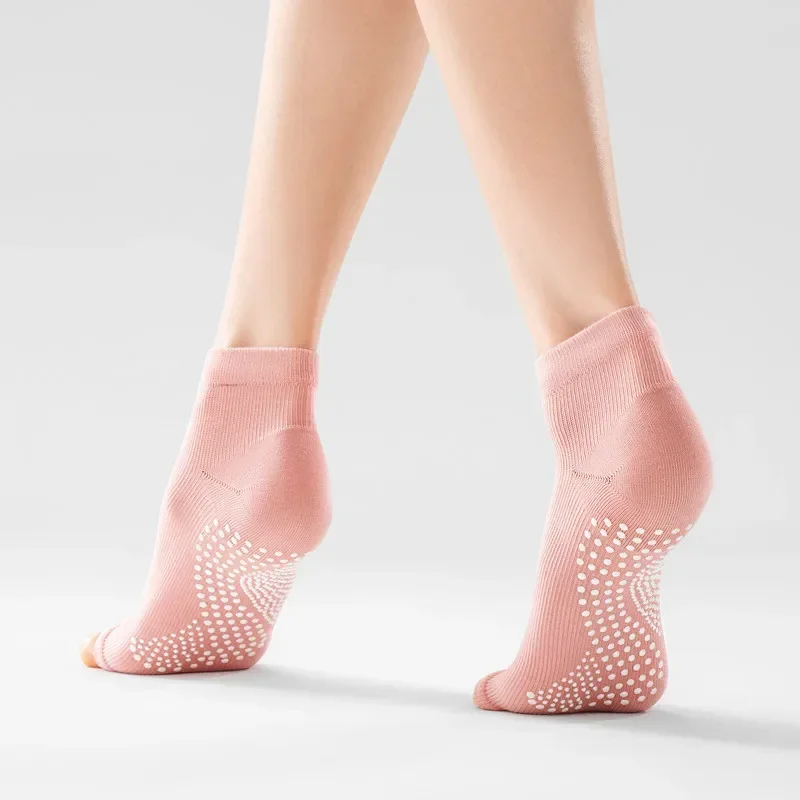 Toeless اليوغا الجوارب النساء سيليكون عدم الانزلاق المهنية داخلي الطابق الرقص جوارب رياضية بلون القطن اللياقة البدنية جوارب بيلاتيس