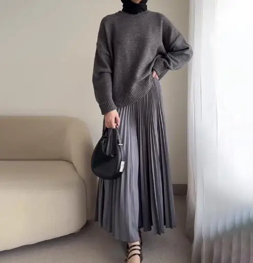 

Two Piece Set Women Outfit 2025 Spring Autumn New Round Neck Long Sleeve Knitted Sweater & Casual Daily Pleated Skirt Set