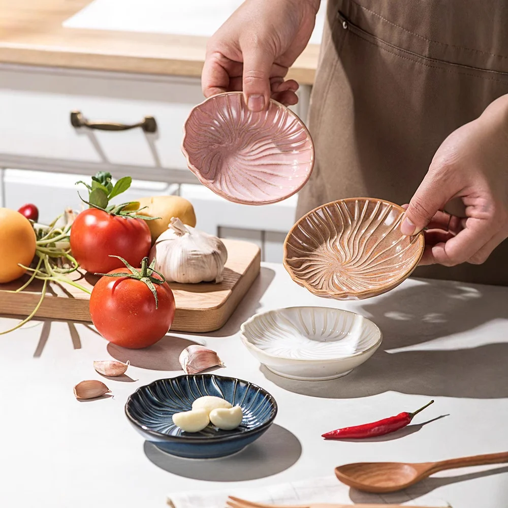 

Japanese-style kiln-baked seasoning dipping dish - suitable for home use, hotel-style, and Japanese-style restaurant use. It is