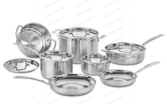 

В посуде — набор кастрюль и сковородок из 10 предметов — 5-слойное покрытие — в комплект входит сковороды из нержавеющей стали, блюдца, соук.